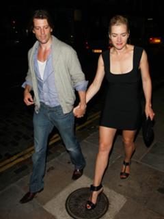 Kate Winslet feet photo thumbnail