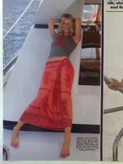 Claudia Schiffer feet photo thumbnail