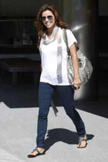 Eva Longoria feet photo thumbnail