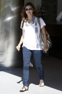 Eva Longoria feet photo thumbnail