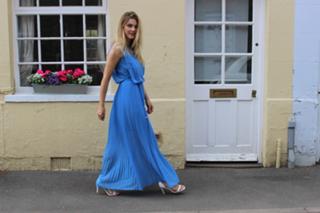 Ashley James feet photo thumbnail