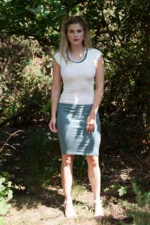 Ashley James feet photo thumbnail