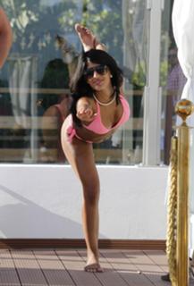 Jasmin Walia feet photo thumbnail