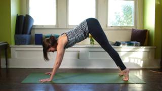 Adriene Mishler feet photo thumbnail