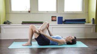 Adriene Mishler feet photo thumbnail