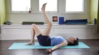 Adriene Mishler feet photo thumbnail