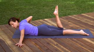 Adriene Mishler feet photo thumbnail