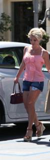 Britney Spears feet photo thumbnail