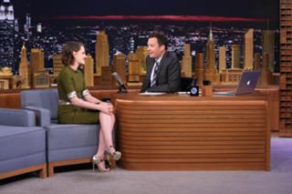 Kristen Stewart feet photo thumbnail