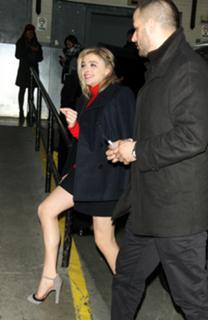 Chloë Grace Moretz feet photo thumbnail