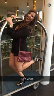 Gabbie Hanna feet photo thumbnail