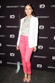 Olivia Culpo feet photo thumbnail