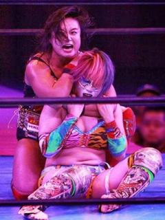 Kanako Urai feet photo thumbnail