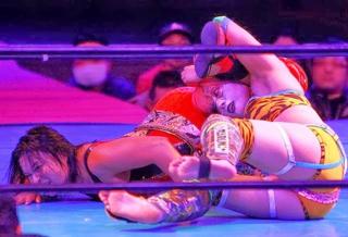 Kanako Urai feet photo thumbnail