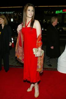 Sandra Bullock feet photo thumbnail