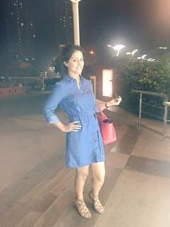 Hina Khan feet photo thumbnail
