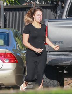 Ronda Rousey feet photo thumbnail