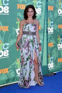 Sophia Bush feet photo thumbnail