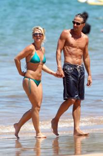 Britney Spears feet photo thumbnail