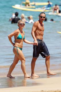 Britney Spears feet photo thumbnail