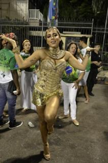 Anitta feet photo thumbnail
