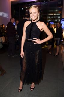 Malin Akerman feet photo thumbnail