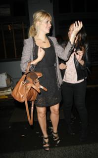 Holly Willoughby feet photo thumbnail