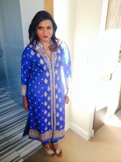 Mindy Kaling feet photo thumbnail