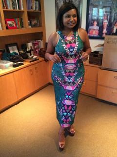Mindy Kaling feet photo thumbnail