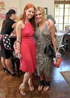Ashley Roberts feet photo thumbnail