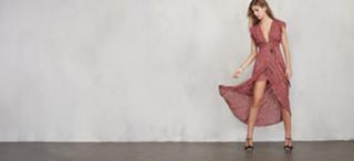 Camila Morrone feet photo thumbnail