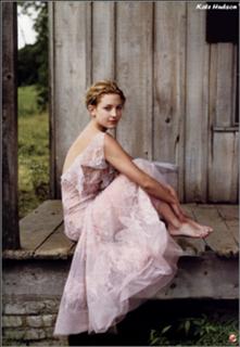Kate Hudson feet photo thumbnail