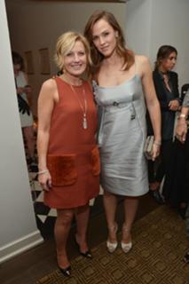 Jennifer Garner feet photo thumbnail