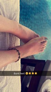 Perrie Edwards feet photo thumbnail