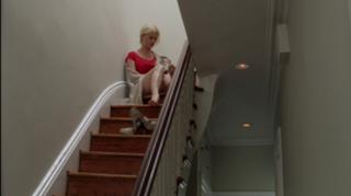Alice Eve feet photo thumbnail