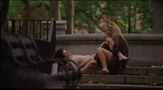 Riley Keough feet photo thumbnail