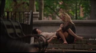 Riley Keough feet photo thumbnail