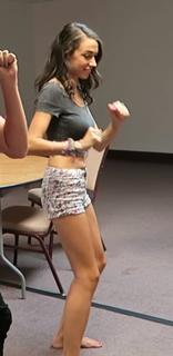 Colleen Ballinger feet photo thumbnail