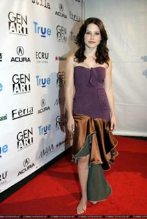 Sophia Bush feet photo 3