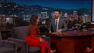 Ariana Grande feet photo thumbnail