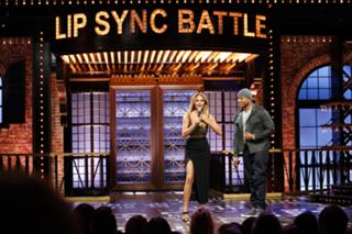 Chrissy Teigen feet photo thumbnail