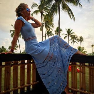 Adriane Galisteu feet photo thumbnail