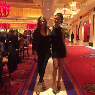 Serenay Sarikaya feet photo thumbnail