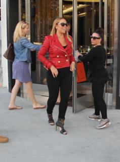 Mariah Carey feet photo thumbnail