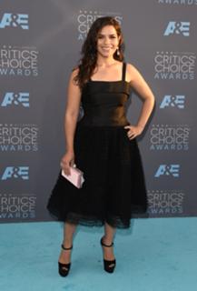 America Ferrera feet photo thumbnail