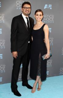Emmy Rossum feet photo thumbnail