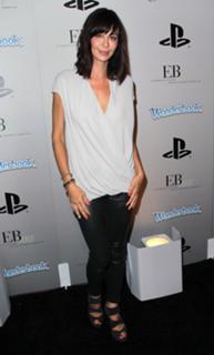 Catherine Bell feet photo thumbnail