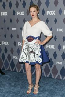 January Jones feet photo thumbnail