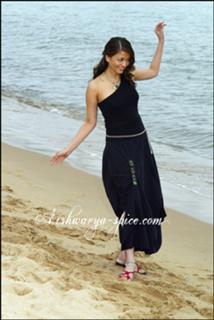 Aishwarya Rai Bachchan feet photo thumbnail