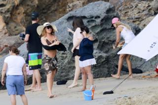 Mariah Carey feet photo thumbnail